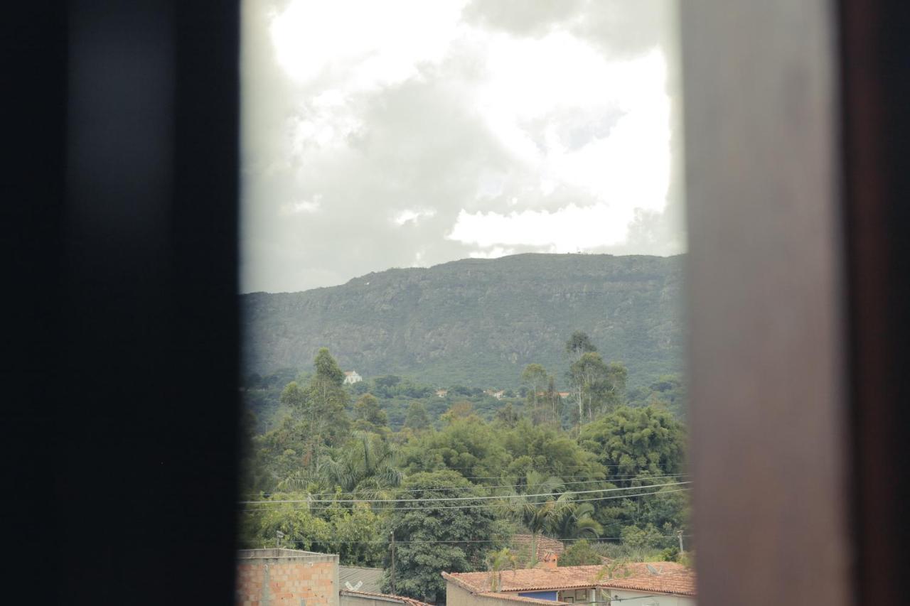 Em tiradentes, Minas Gerais, CASA TÍPICA E ESPAÇOSA EM TERRENO ARBORIZADO Tiradentes Exterior foto